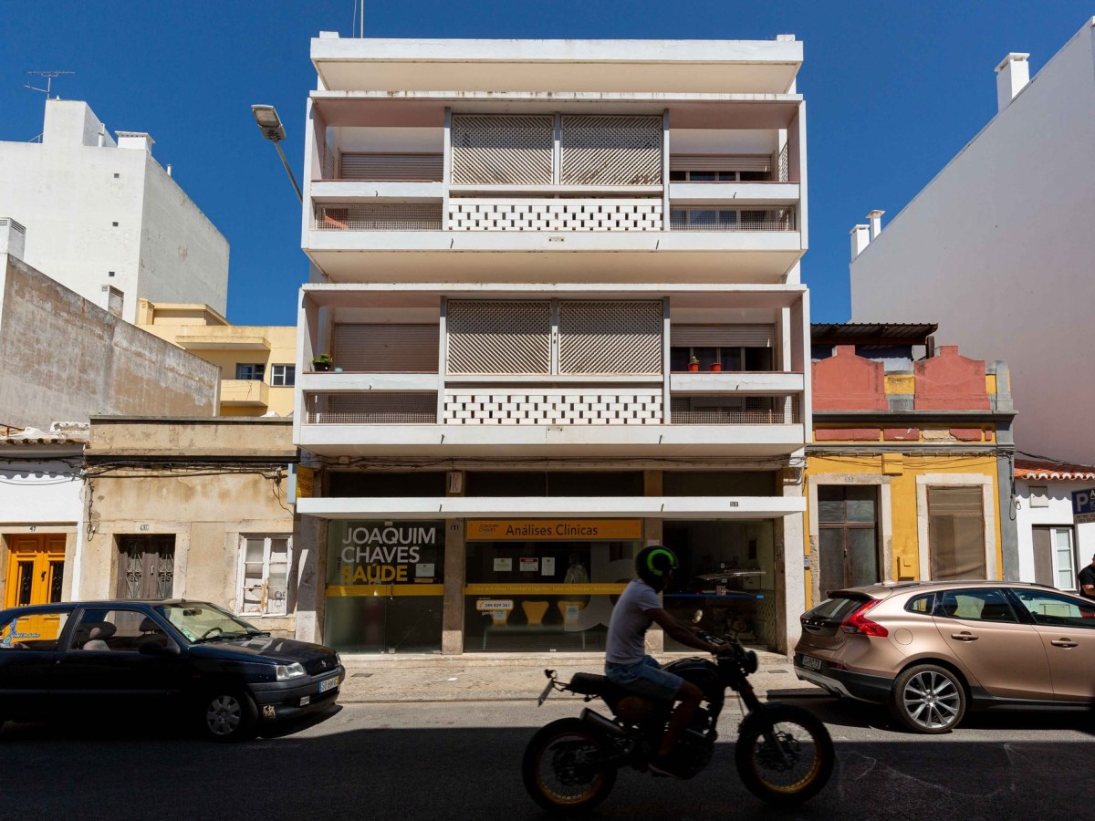 Faro, o milagre da arquitectura modernista